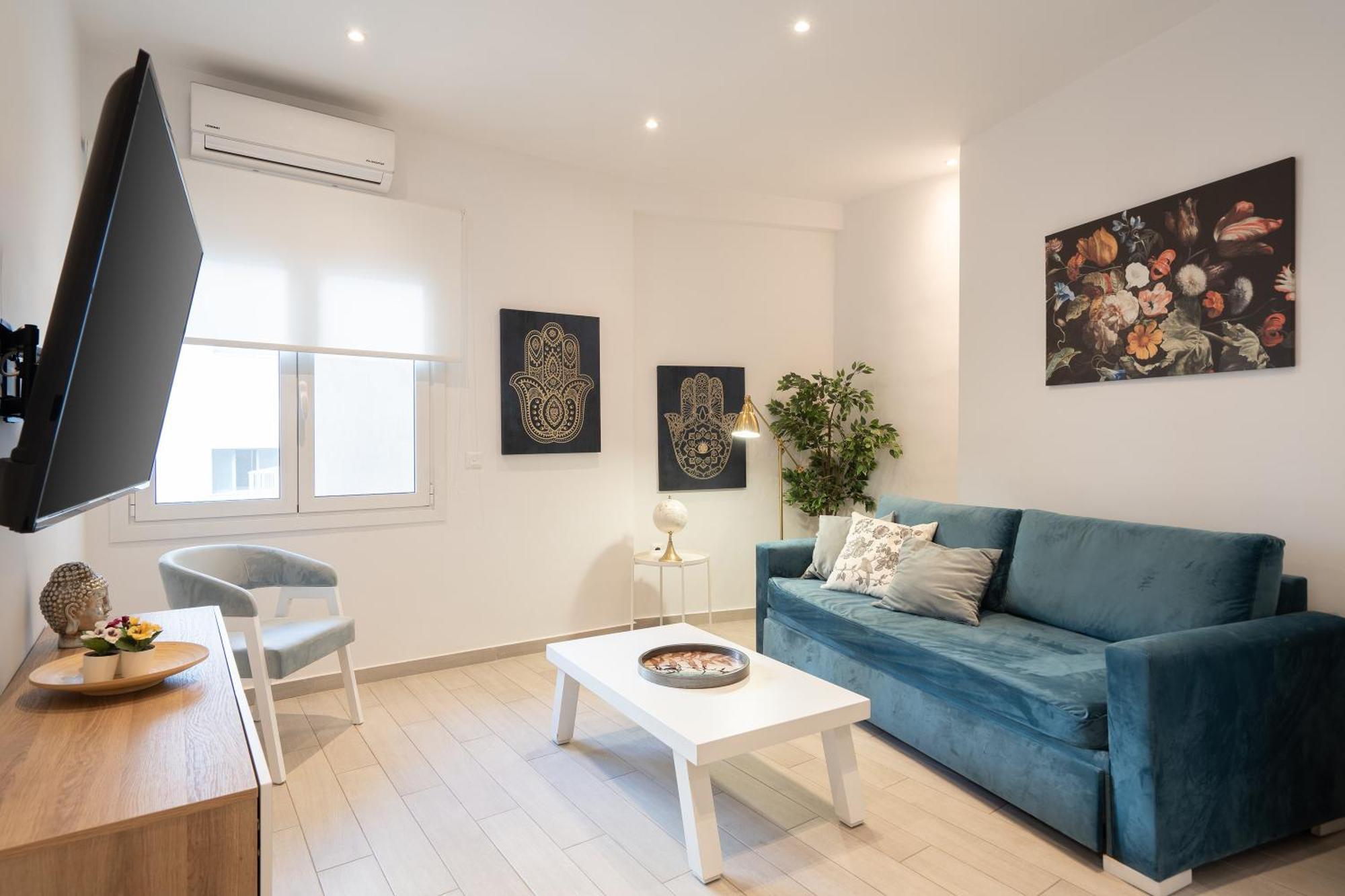 Stunning Cozy Apartment In Атина Екстериор снимка